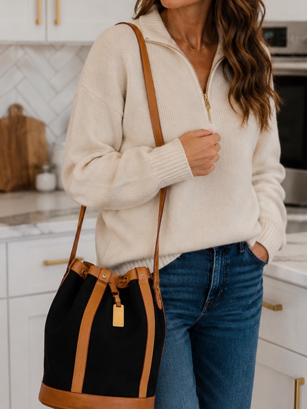 Rare Vintage Dooney & Bourke Florentine Black Canvas and leather bucket bag
